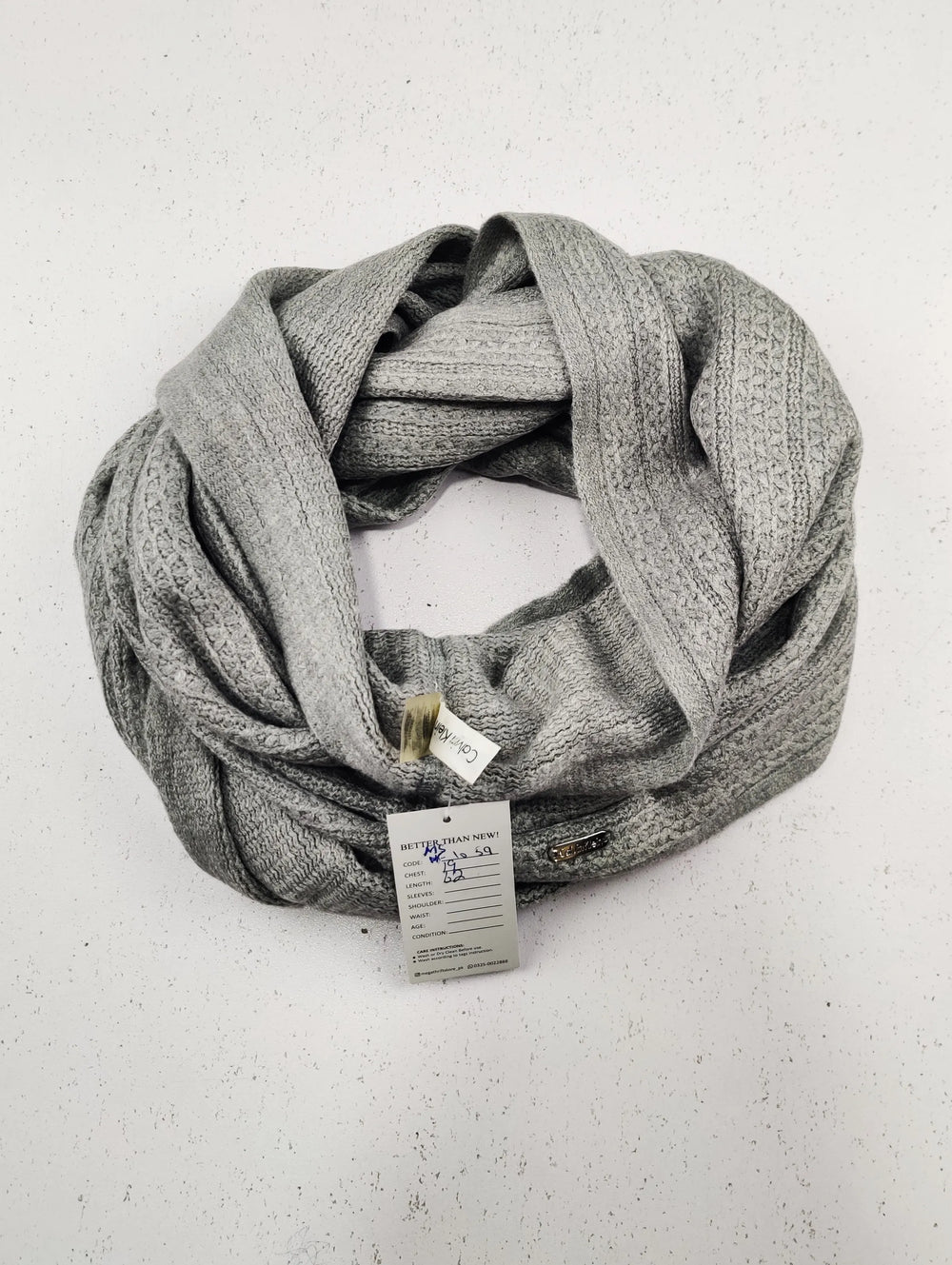 Buy online pre-used pre-loved 100% authentic & Original branded C.A.L.V.I.N K.L.E.I.N (MS-1059) available in Pakistan. Top international brands avilable.