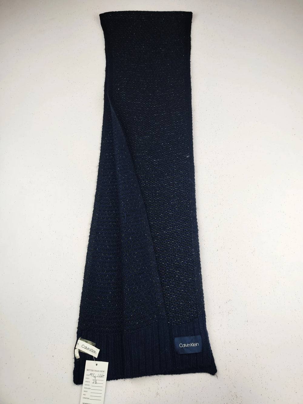 Buy online pre-used pre-loved 100% authentic & Original branded C.A.L.V.I.N K.L.E.I.N (MS-1160) available in Pakistan. Top international brands avilable.