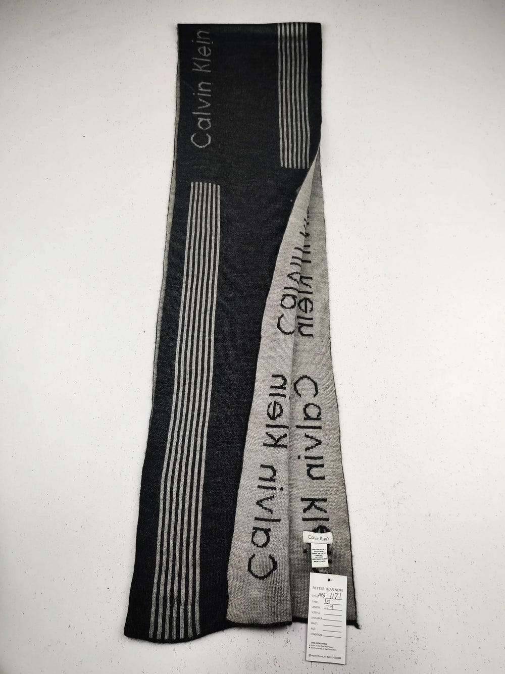 Buy online pre-used pre-loved 100% authentic & Original branded C.A.L.V.I.N K.L.E.I.N (MS-1171) available in Pakistan. Top international brands avilable.