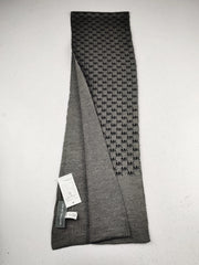 Buy online pre-used pre-loved 100% authentic & Original branded M.I.C.H.A.E.L K.O.R.S (MS-1180) available in Pakistan. Top international brands avilable.