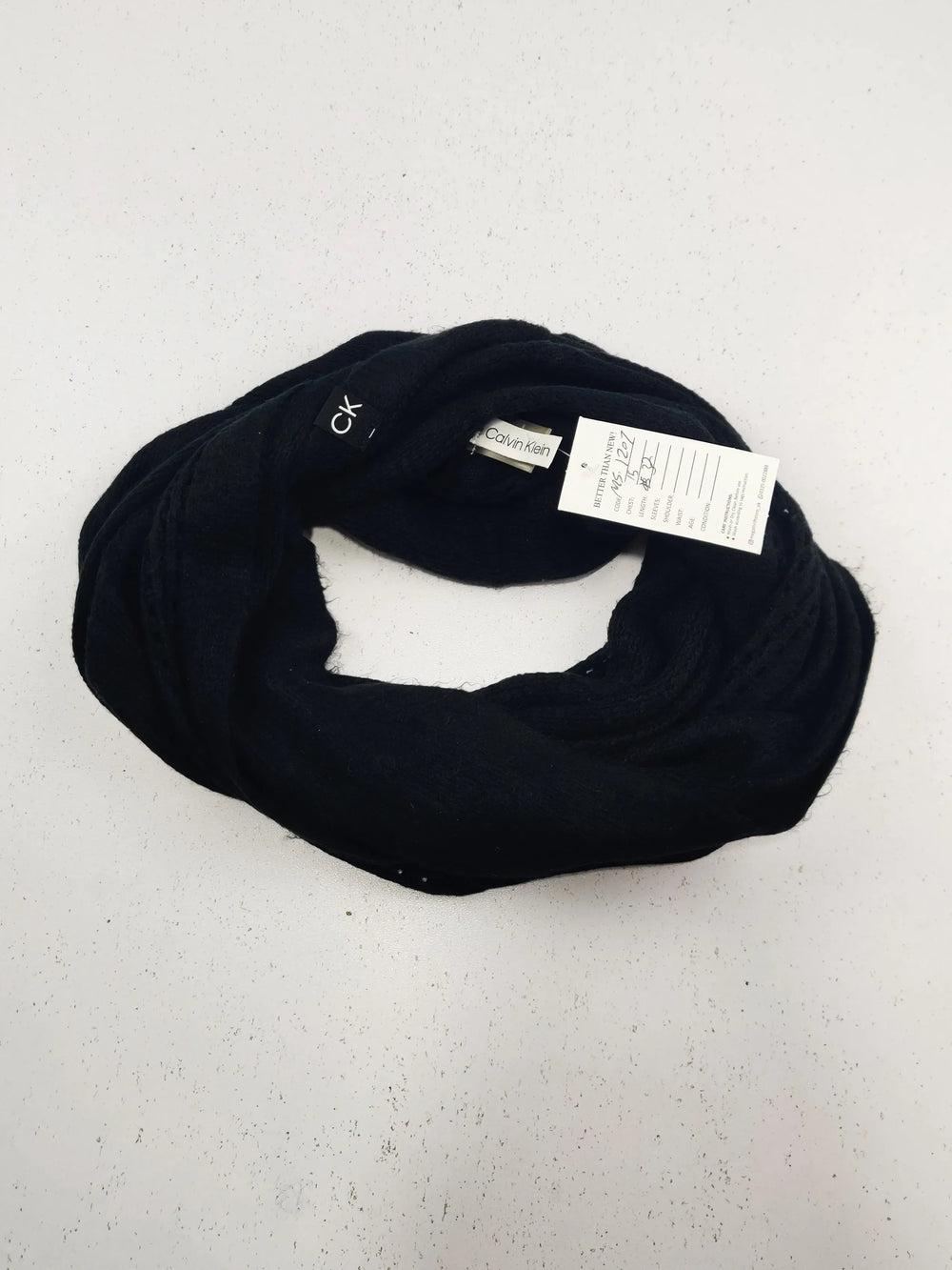 Buy online pre-used pre-loved 100% authentic & Original branded C.A.L.V.I.N K.L.E.I.N (MS-1207) available in Pakistan. Top international brands avilable.