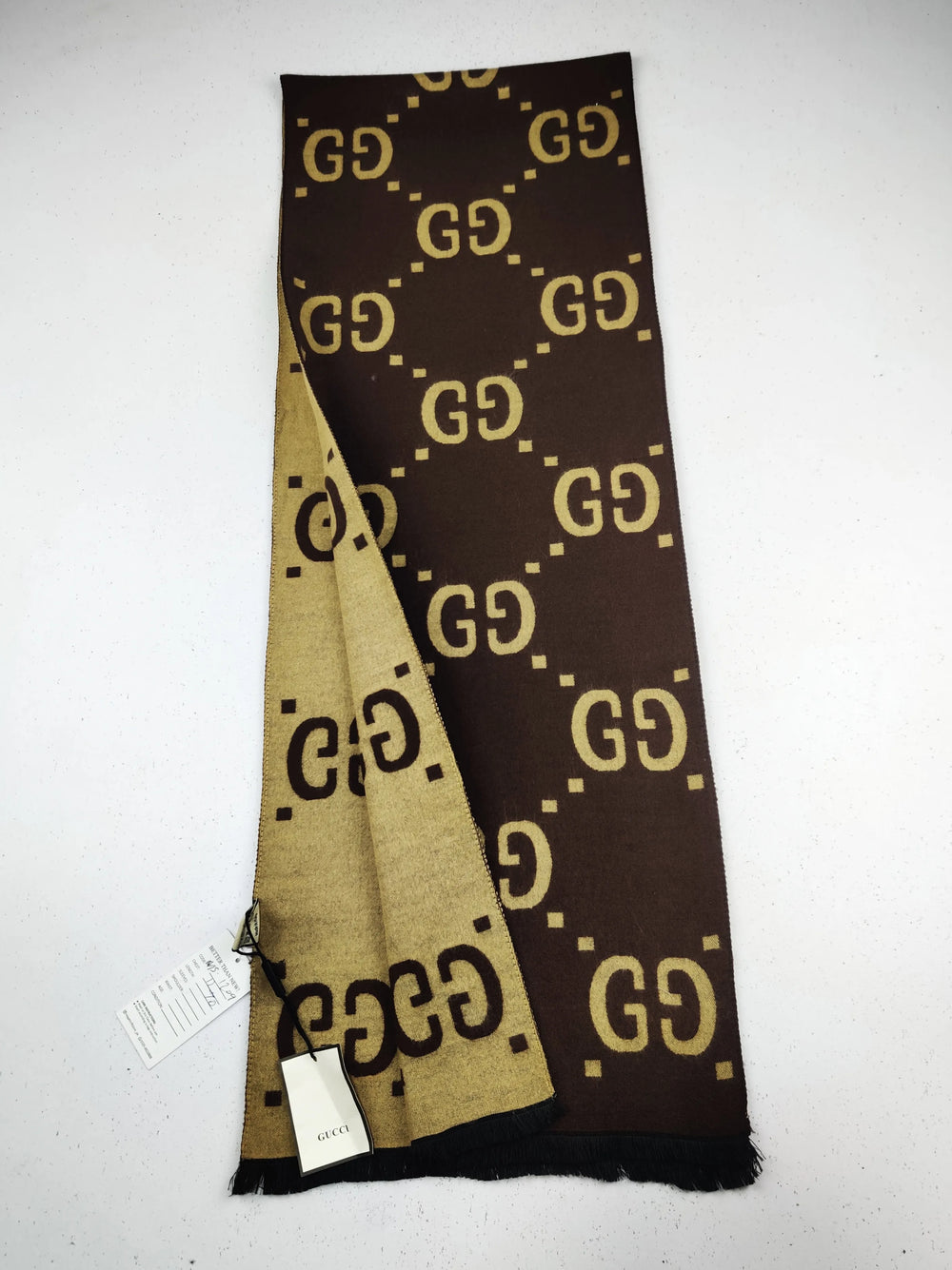 Buy online pre-used pre-loved 100% authentic & Original branded G.U.C.C.I (MS-1209) available in Pakistan. Top international brands avilable.