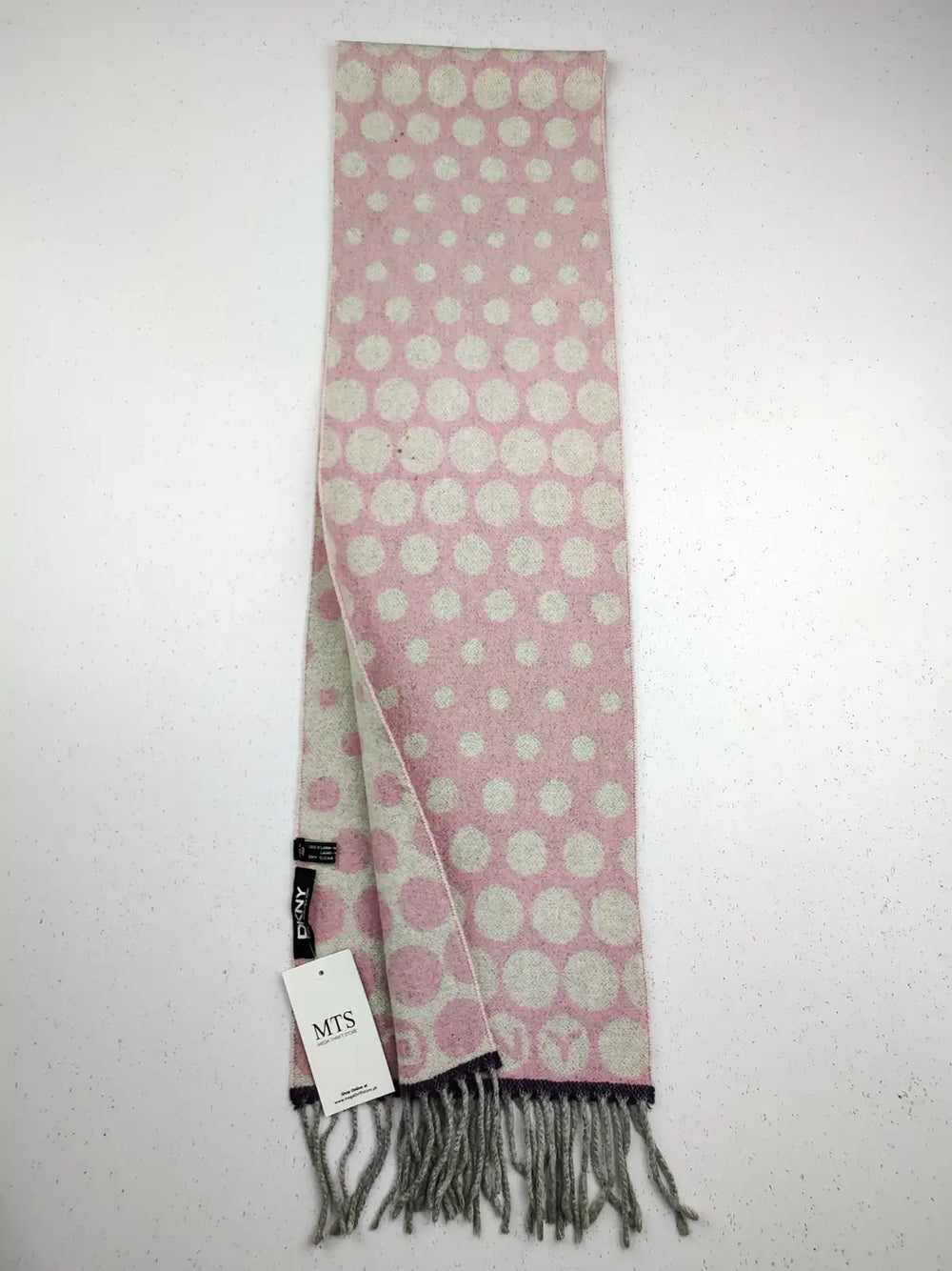 Buy online pre-used pre-loved 100% authentic & Original branded Dkny (MS-191) available in Pakistan. Top international brands avilable.