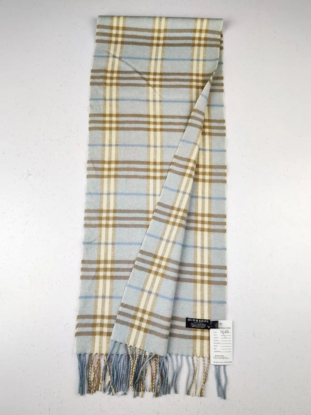 Buy online pre-used pre-loved 100% authentic & Original branded Burberry (MS-286) available in Pakistan. Top international brands avilable.