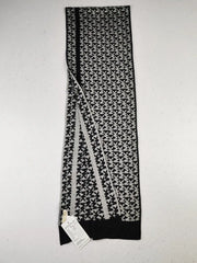 Buy online pre-used pre-loved 100% authentic & Original branded Michael Kors (MS-309) available in Pakistan. Top international brands avilable.