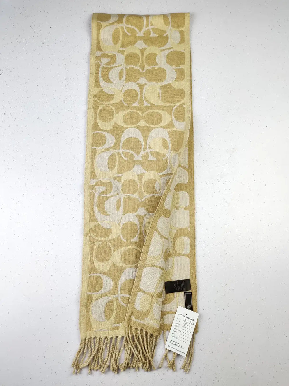 Buy online pre-used pre-loved 100% authentic & Original branded Coach (MS-392) available in Pakistan. Top international brands avilable.