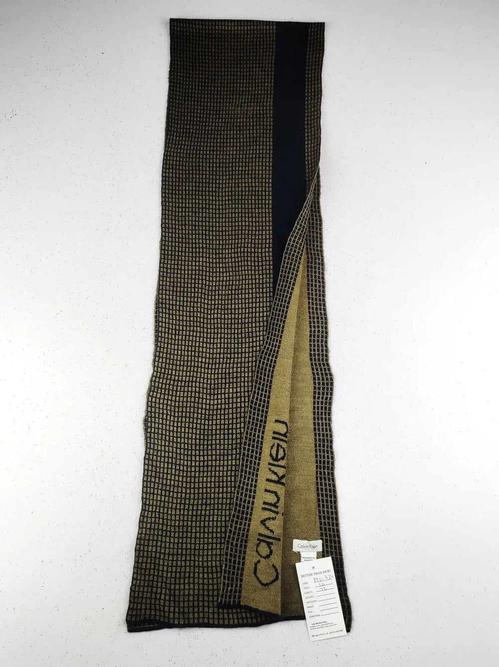 Buy online pre-used pre-loved 100% authentic & Original branded Calvin Klein (MS-434) available in Pakistan. Top international brands avilable.