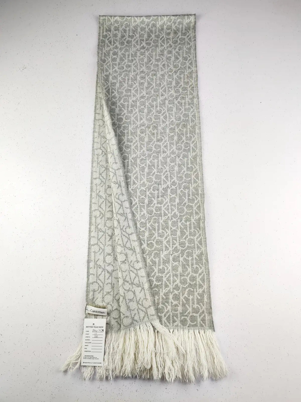 Buy online pre-used pre-loved 100% authentic & Original branded Calvin Klein (MS-459) available in Pakistan. Top international brands avilable.
