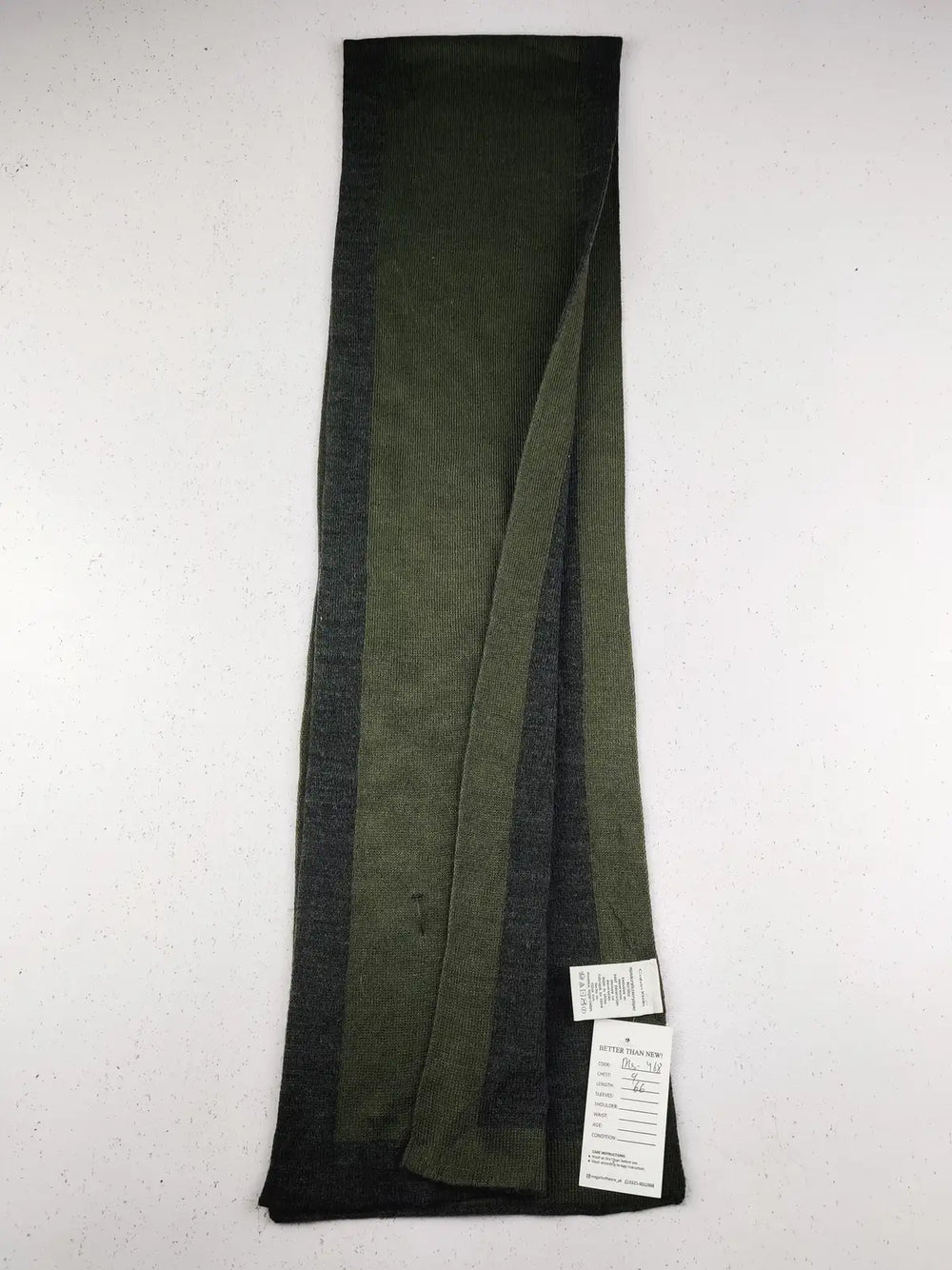 Buy online pre-used pre-loved 100% authentic & Original branded Calvin Klein (MS-468) available in Pakistan. Top international brands avilable.