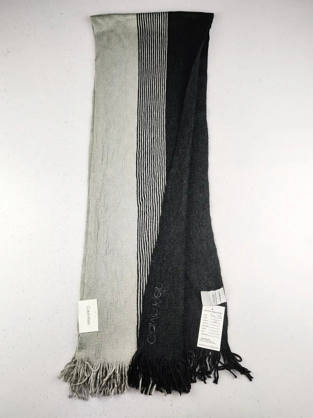 Buy online pre-used pre-loved 100% authentic & Original branded Calvin Klein (MS-473) available in Pakistan. Top international brands avilable.