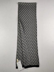 Buy online pre-used pre-loved 100% authentic & Original branded Michael Kors (MS-582) available in Pakistan. Top international brands avilable.