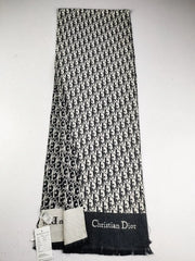 Buy online pre-used pre-loved 100% authentic & Original branded Christian Dior (MS-603) available in Pakistan. Top international brands avilable.