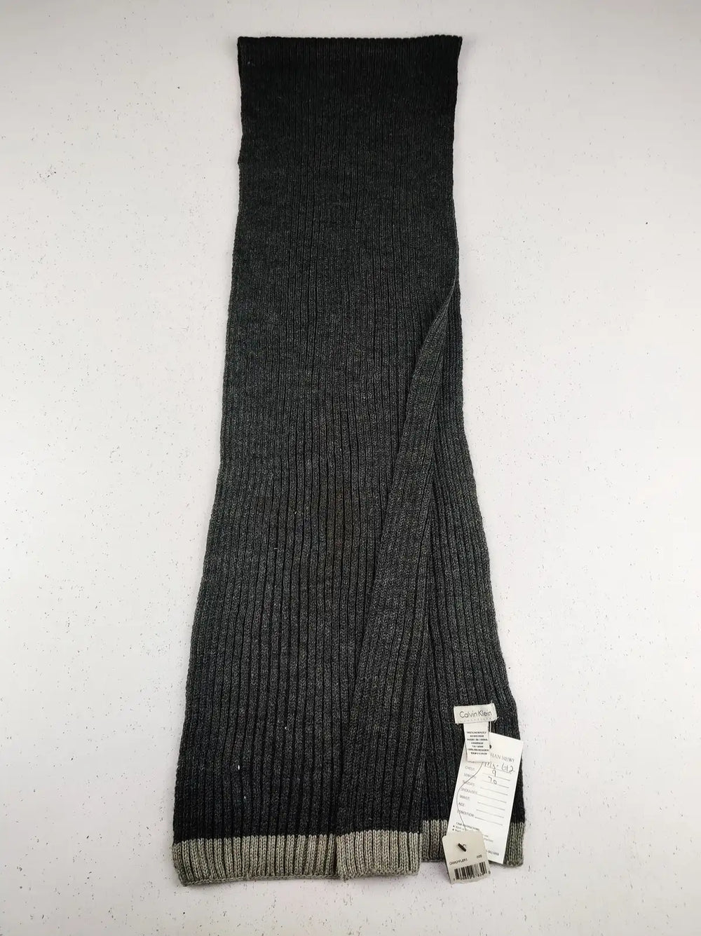 Buy online pre-used pre-loved 100% authentic & Original branded Calvin Klein (MS-612) available in Pakistan. Top international brands avilable.