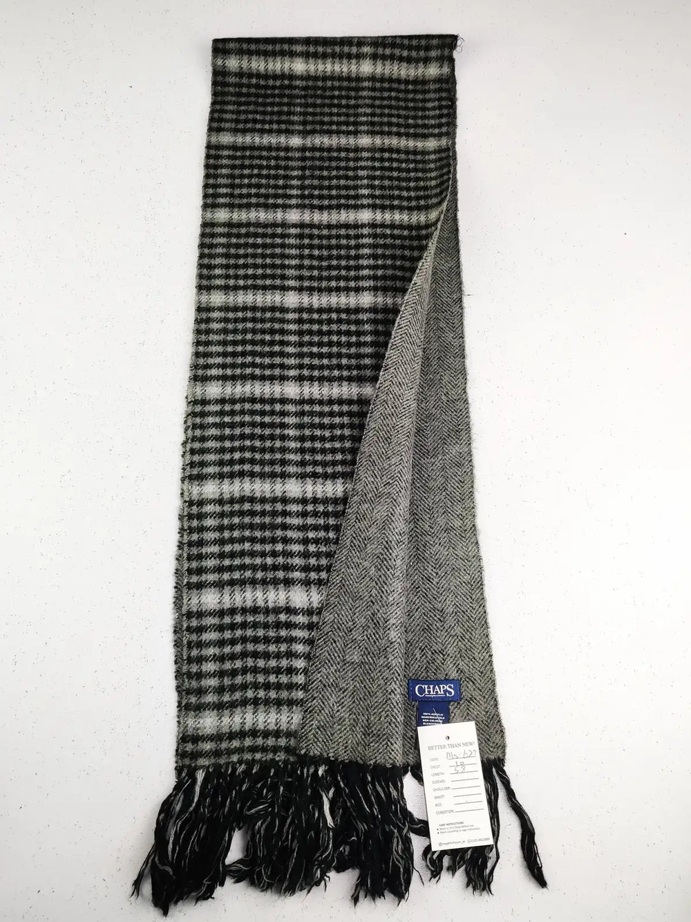 Buy online pre-used pre-loved 100% authentic & Original branded Chaps (MS-627) available in Pakistan. Top international brands avilable.