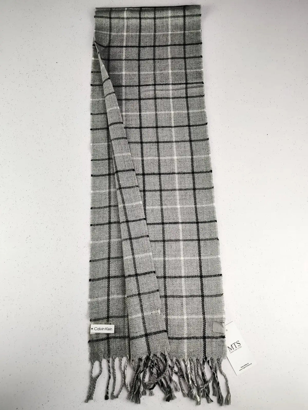 Buy online pre-used pre-loved 100% authentic & Original branded Calvin Klein (MS-645) available in Pakistan. Top international brands avilable.