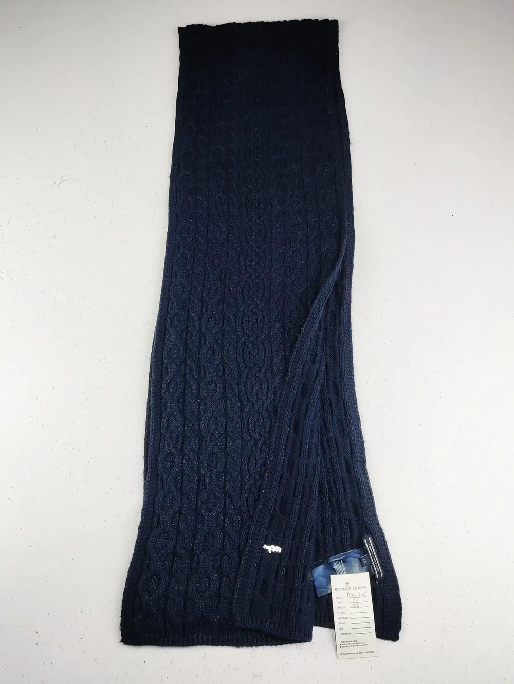 Buy online pre-used pre-loved 100% authentic & Original branded Tommy Hilfiger (MS-705) available in Pakistan. Top international brands avilable.