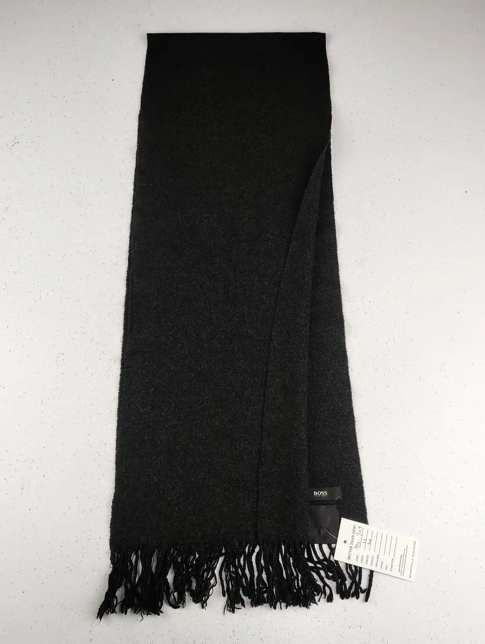 Buy online pre-used pre-loved 100% authentic & Original branded Hugo Boss (MS-709) available in Pakistan. Top international brands avilable.