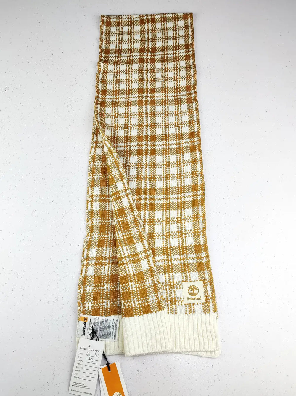 Buy online pre-used pre-loved 100% authentic & Original branded Timberland (MS-711) available in Pakistan. Top international brands avilable.