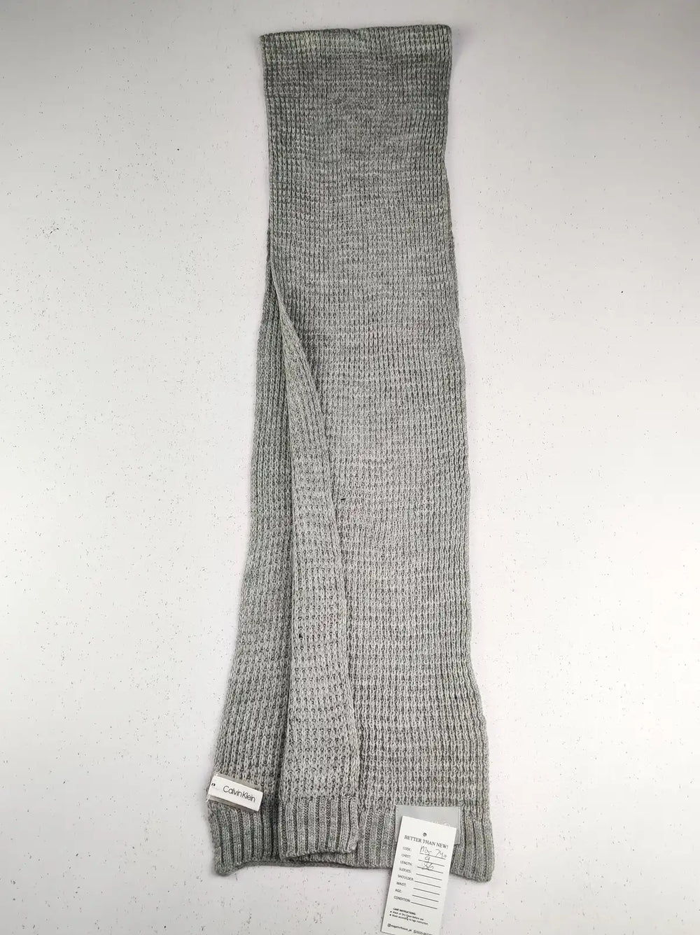 Buy online pre-used pre-loved 100% authentic & Original branded Calvin Klein (MS-740) available in Pakistan. Top international brands avilable.