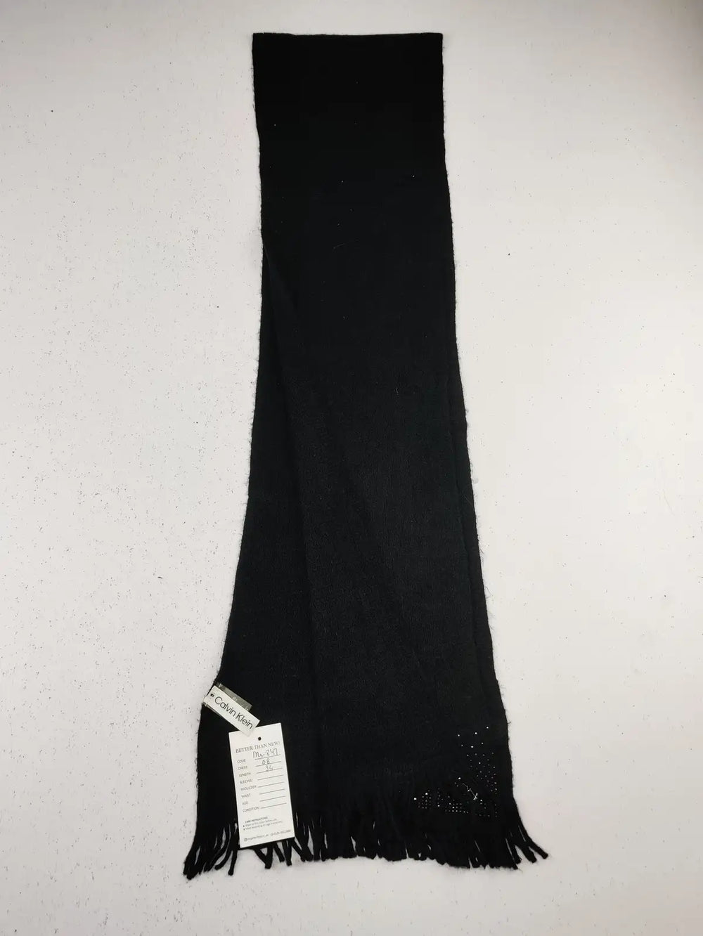 Buy online pre-used pre-loved 100% authentic & Original branded Calvin Klein (MS-847) available in Pakistan. Top international brands avilable.