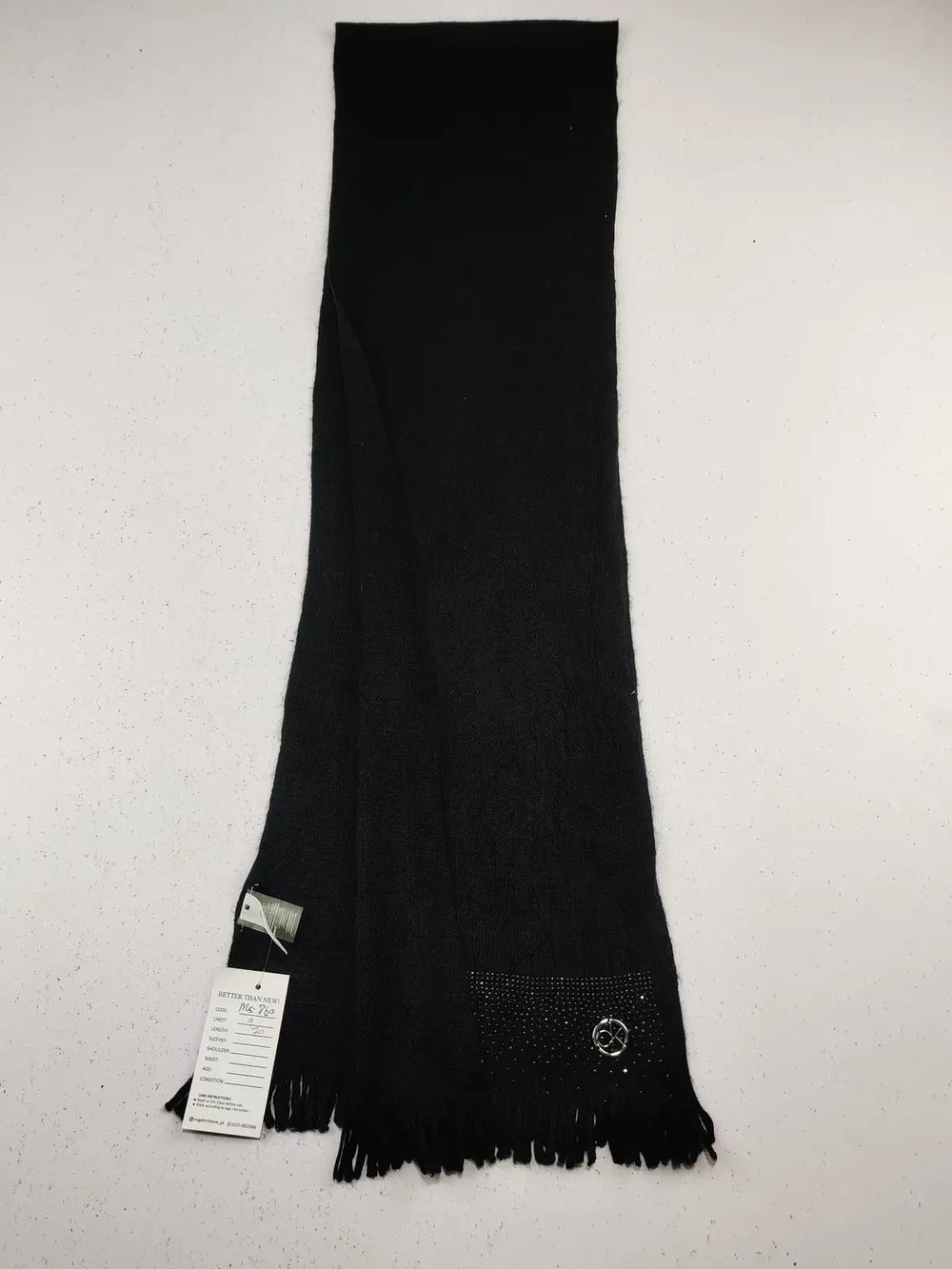 Buy online pre-used pre-loved 100% authentic & Original branded Calvin Klein (MS-860) available in Pakistan. Top international brands avilable.