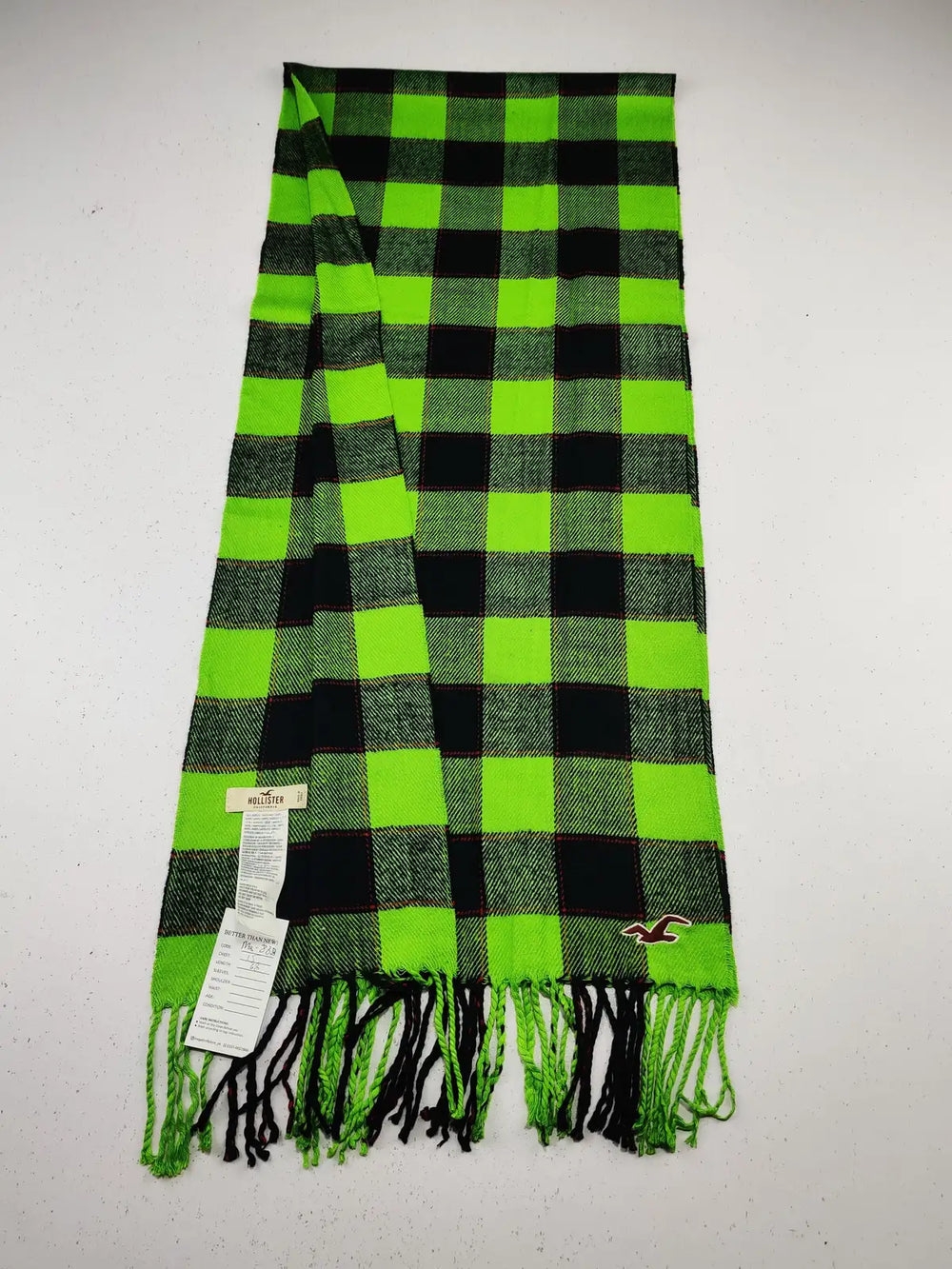 Buy online pre-used pre-loved 100% authentic & Original branded Hollister (MS-868) available in Pakistan. Top international brands avilable.