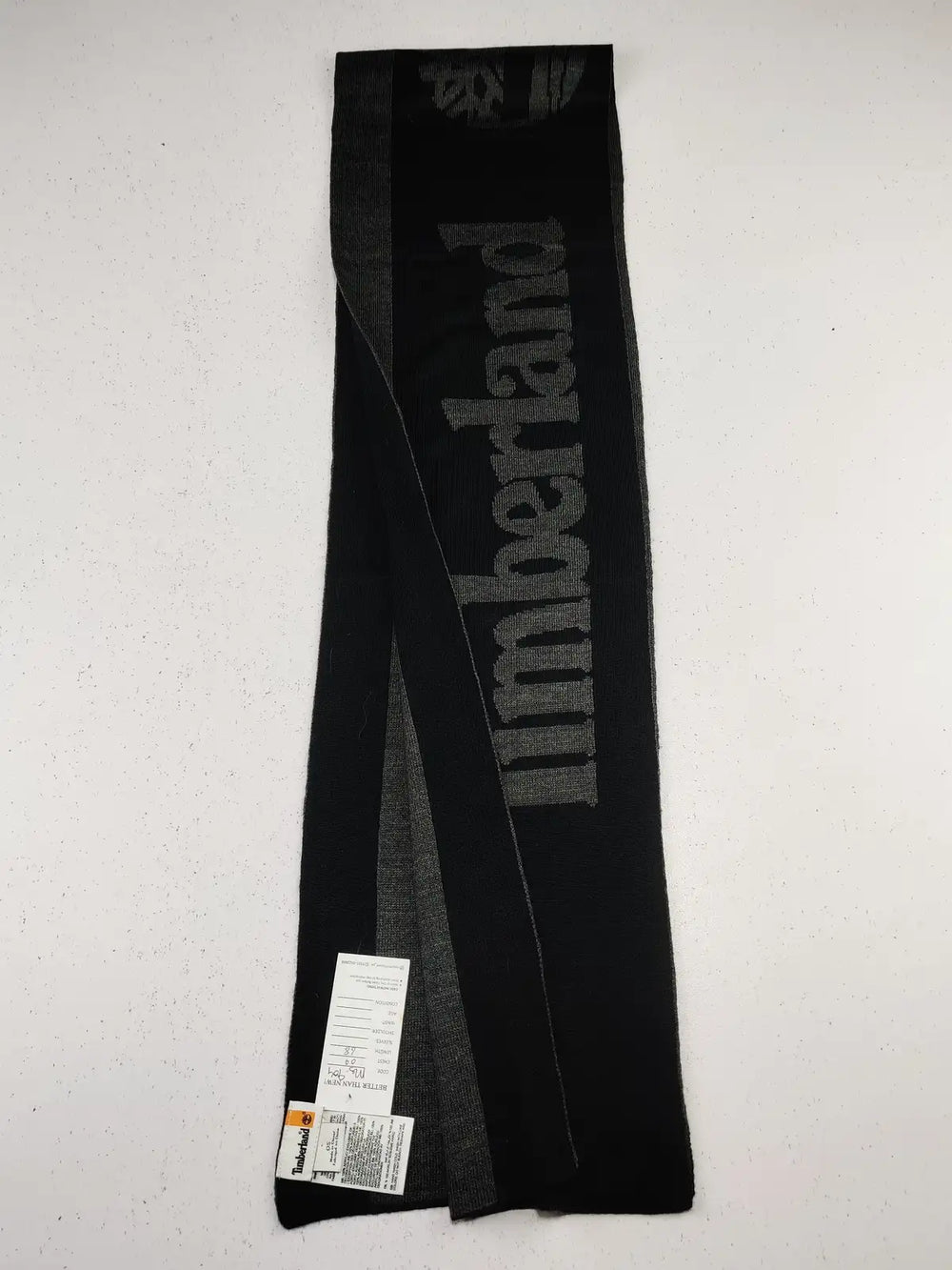 Buy online pre-used pre-loved 100% authentic & Original branded Timberland (MS-904) available in Pakistan. Top international brands avilable.