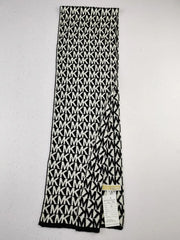 Buy online pre-used pre-loved 100% authentic & Original branded Michael Kors (MS-911) available in Pakistan. Top international brands avilable.