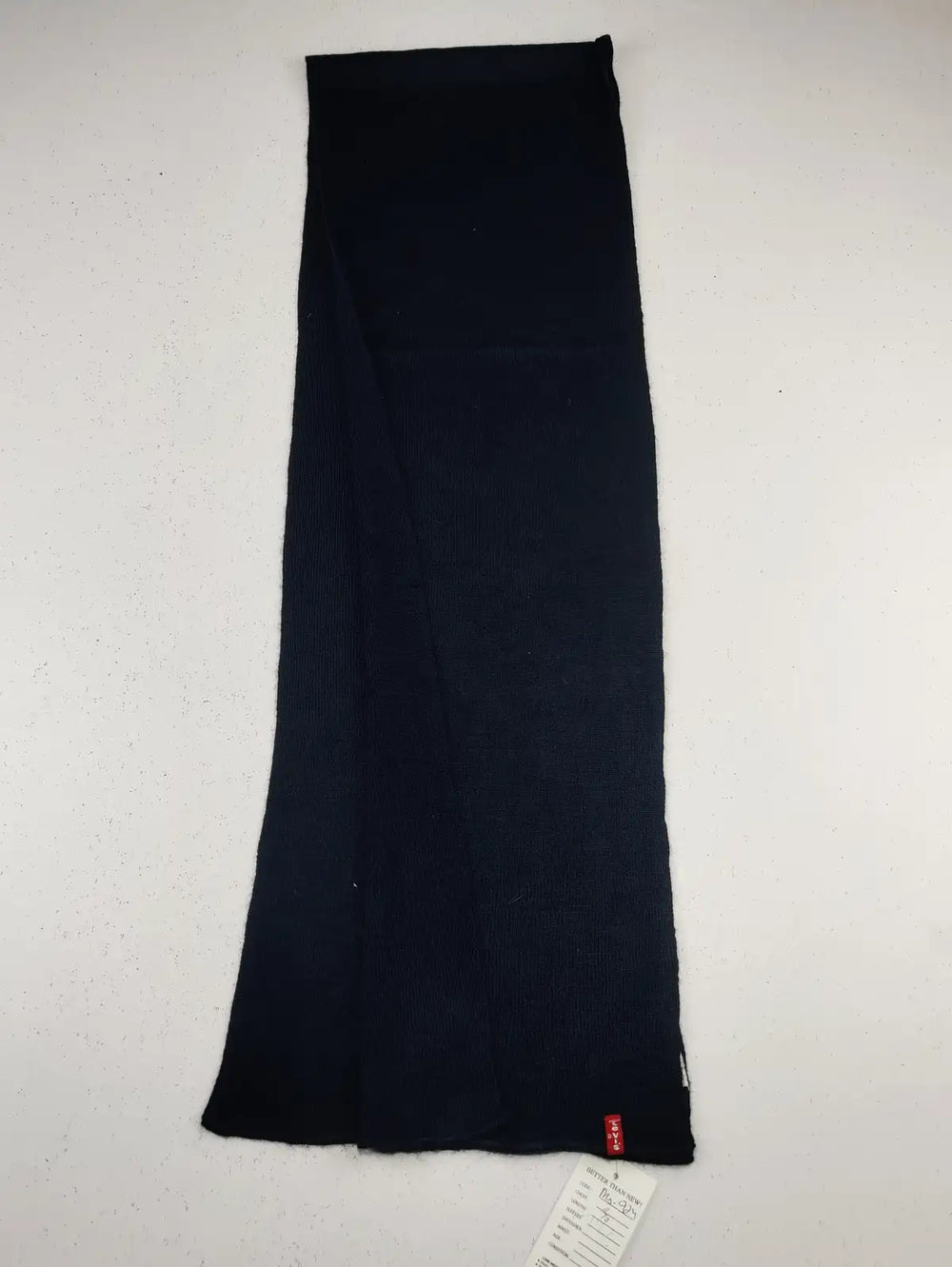 Buy online pre-used pre-loved 100% authentic & Original branded Levis (MS-924) available in Pakistan. Top international brands avilable.