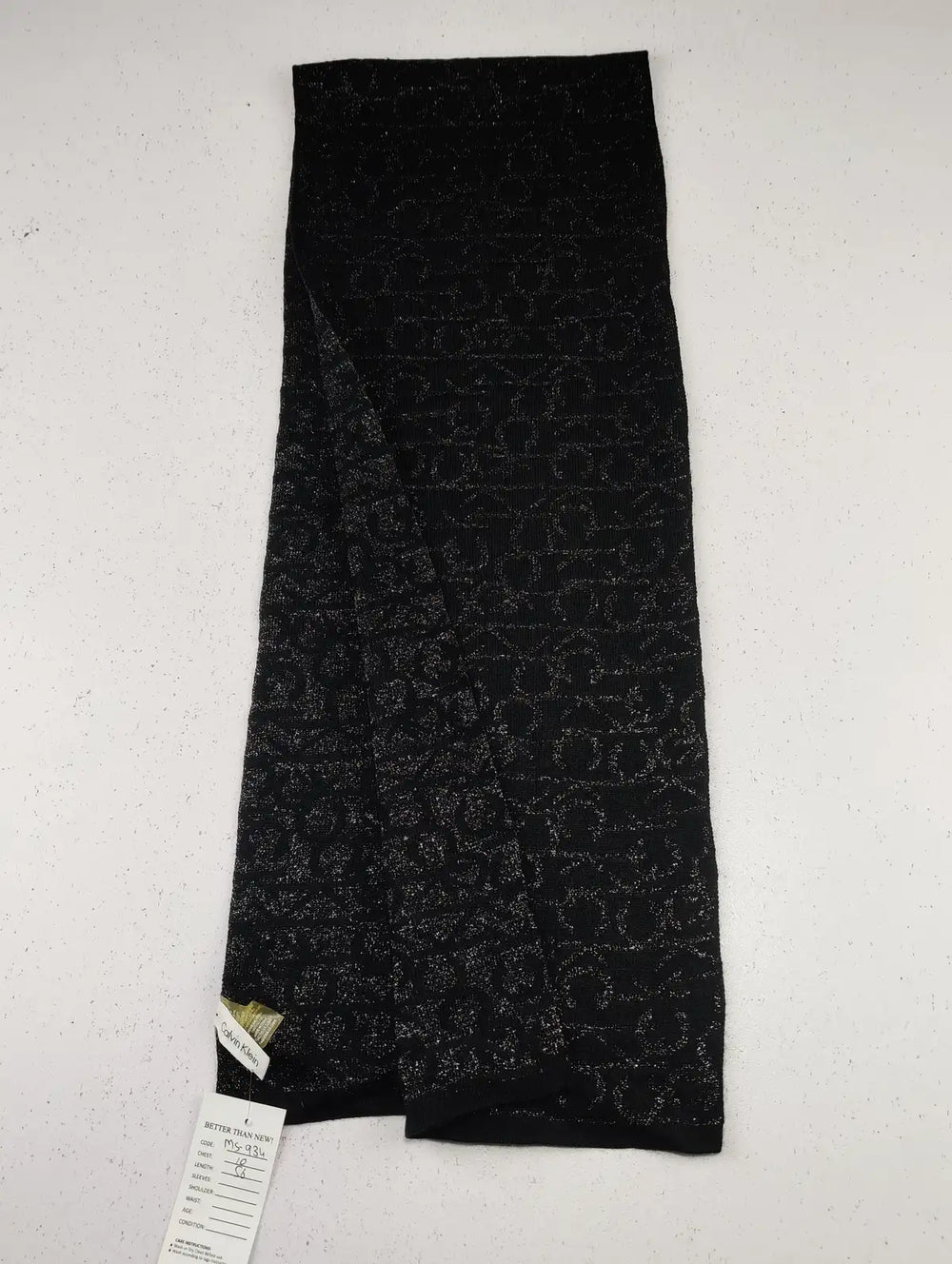 Buy online pre-used pre-loved 100% authentic & Original branded Calvin Klein (MS-934) available in Pakistan. Top international brands avilable.