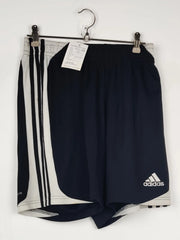 Buy online pre-used pre-loved 100% authentic & Original branded Adidas (MT-1152) available in Pakistan. Top international brands avilable.