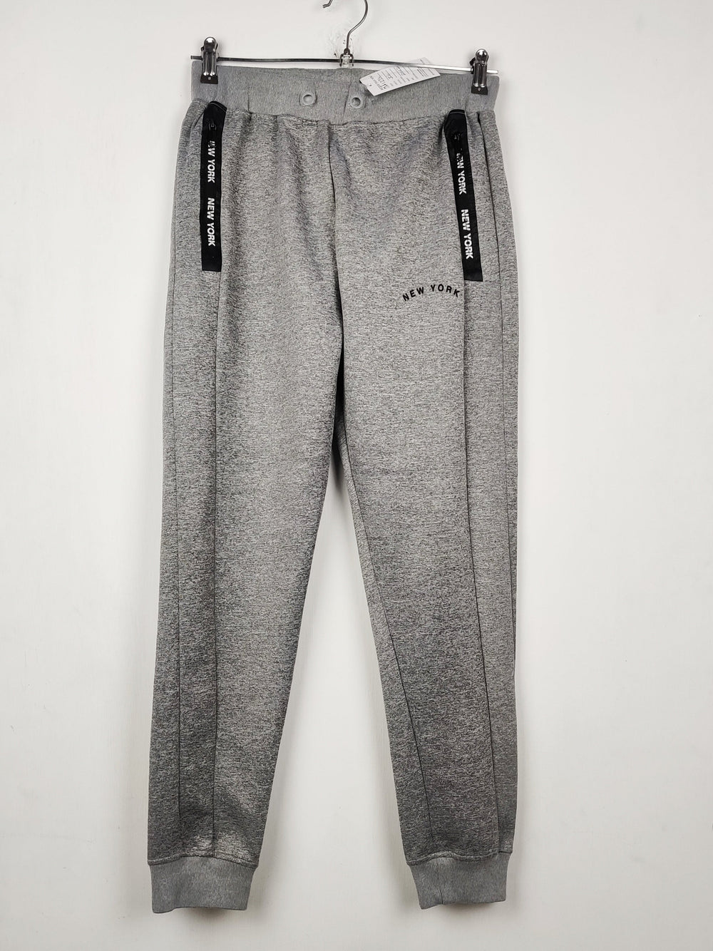 Buy online pre-used pre-loved 100% authentic & Original branded Unknown Brand (MT-1274) available in Pakistan. Top international brands avilable.