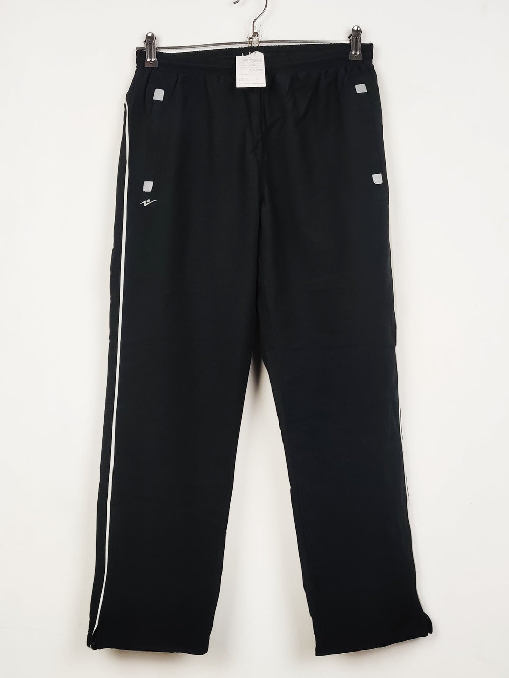 Buy online pre-used pre-loved 100% authentic & Original branded Pb Sports (MT-1299) available in Pakistan. Top international brands avilable.