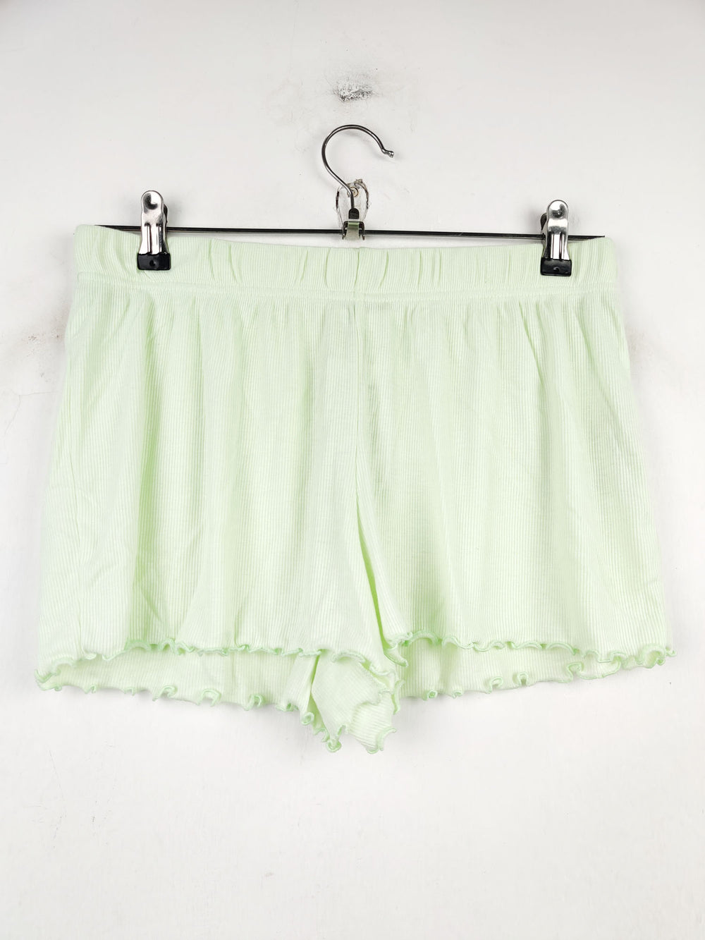 Buy online pre-used pre-loved 100% authentic & Original branded Primark (NL-1049) available in Pakistan. Top international brands avilable.