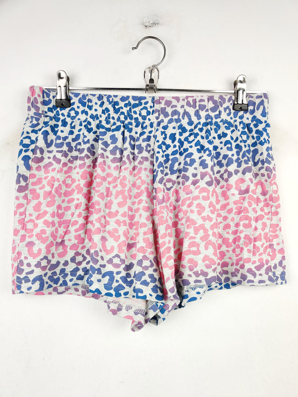 Buy online pre-used pre-loved 100% authentic & Original branded F&F (NL-1067) available in Pakistan. Top international brands avilable.