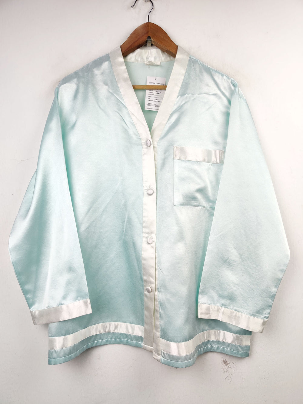 Buy online pre-used pre-loved 100% authentic & Original branded Unknown Brand (NL-1093) available in Pakistan. Top international brands avilable.