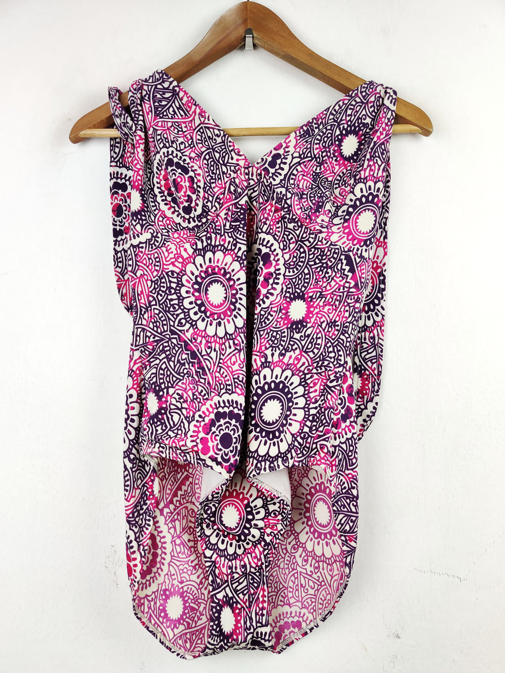 Buy online pre-used pre-loved 100% authentic & Original branded Rivera (NL-1108) available in Pakistan. Top international brands avilable.