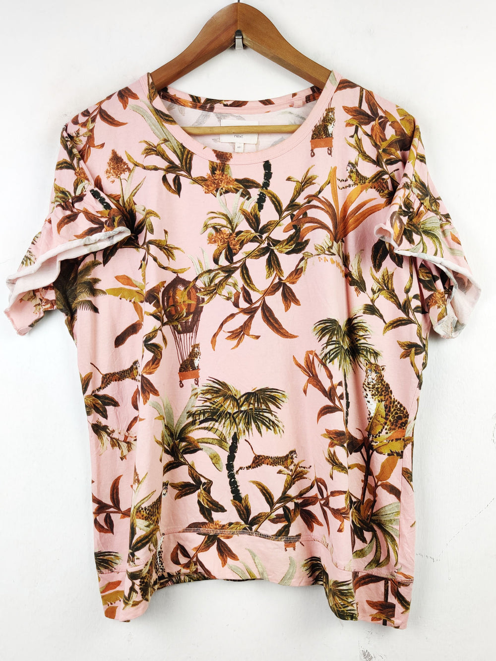 Buy online pre-used pre-loved 100% authentic & Original branded Next (NL-1193) available in Pakistan. Top international brands avilable.