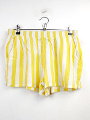 Buy online pre-used pre-loved 100% authentic & Original branded Only (NL-1236) available in Pakistan. Top international brands avilable.