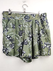 Buy online pre-used pre-loved 100% authentic & Original branded Peacocks (NL-1242) available in Pakistan. Top international brands avilable.