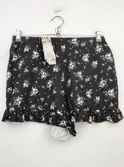 Buy online pre-used pre-loved 100% authentic & Original branded Boohoo (NL-1282) available in Pakistan. Top international brands avilable.