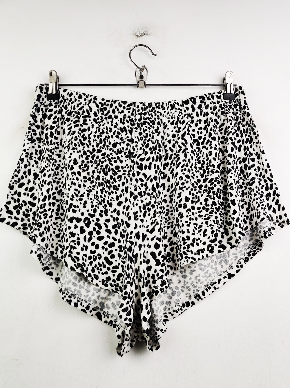 Buy online pre-used pre-loved 100% authentic & Original branded Missguided (NL-1540) available in Pakistan. Top international brands avilable.