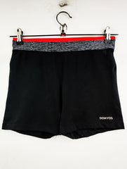 Buy online pre-used pre-loved 100% authentic & Original branded Unknown Brand (NL-1575) available in Pakistan. Top international brands avilable.