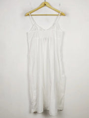 La Maison De Senteurs (NL-1675)