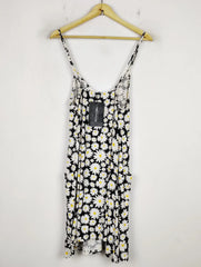 Prettylittlething (NL-1693)