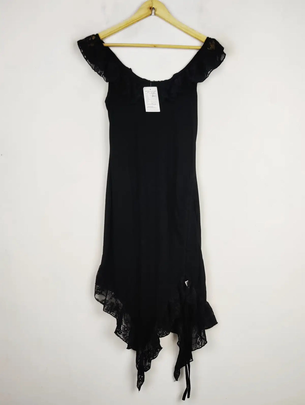 Buy online pre-used pre-loved 100% authentic & Original branded Shein (NL-1816) available in Pakistan. Top international brands avilable.