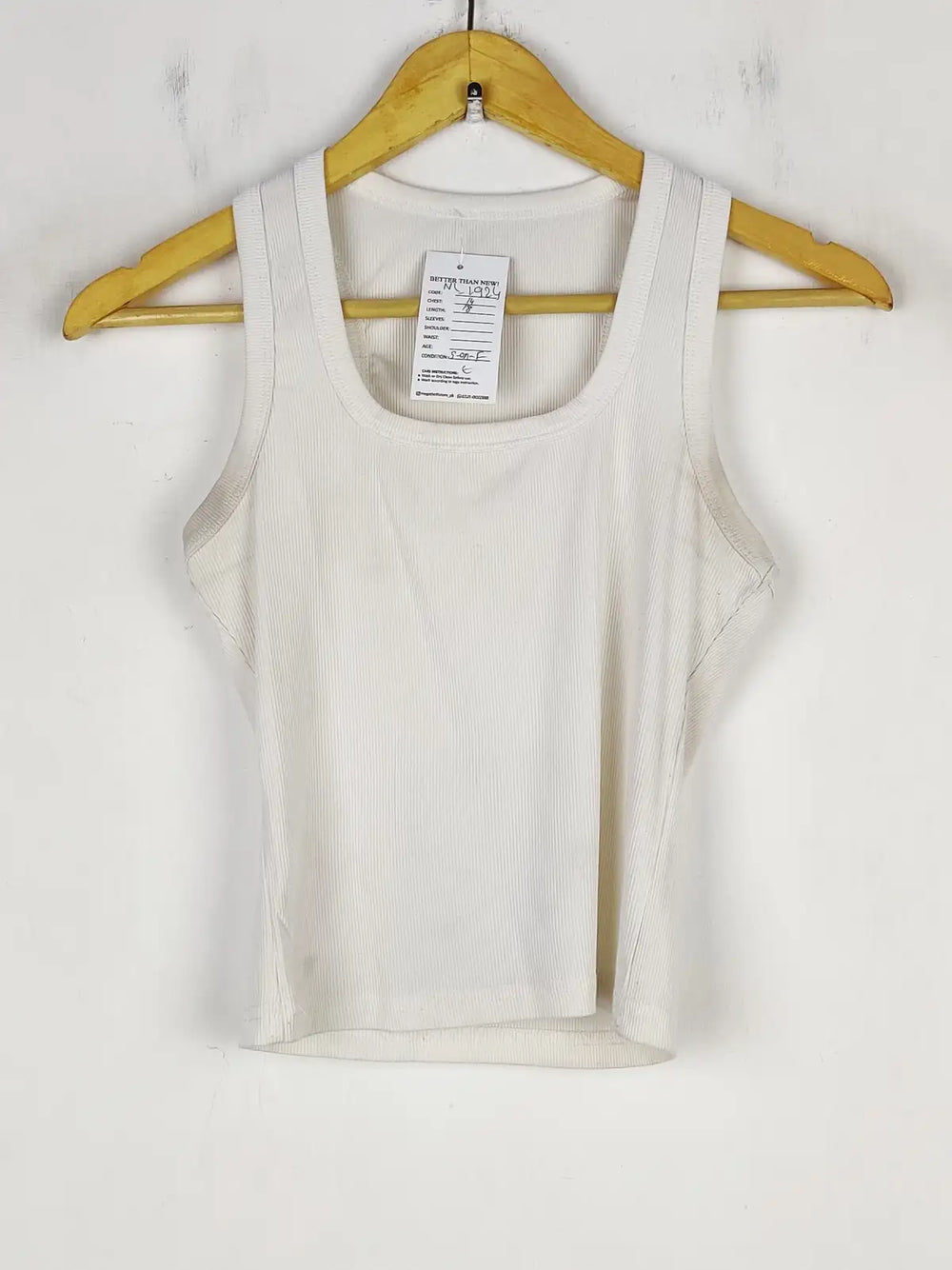 Buy online pre-used pre-loved 100% authentic & Original branded Unknown Brand (NL-1924) available in Pakistan. Top international brands avilable.