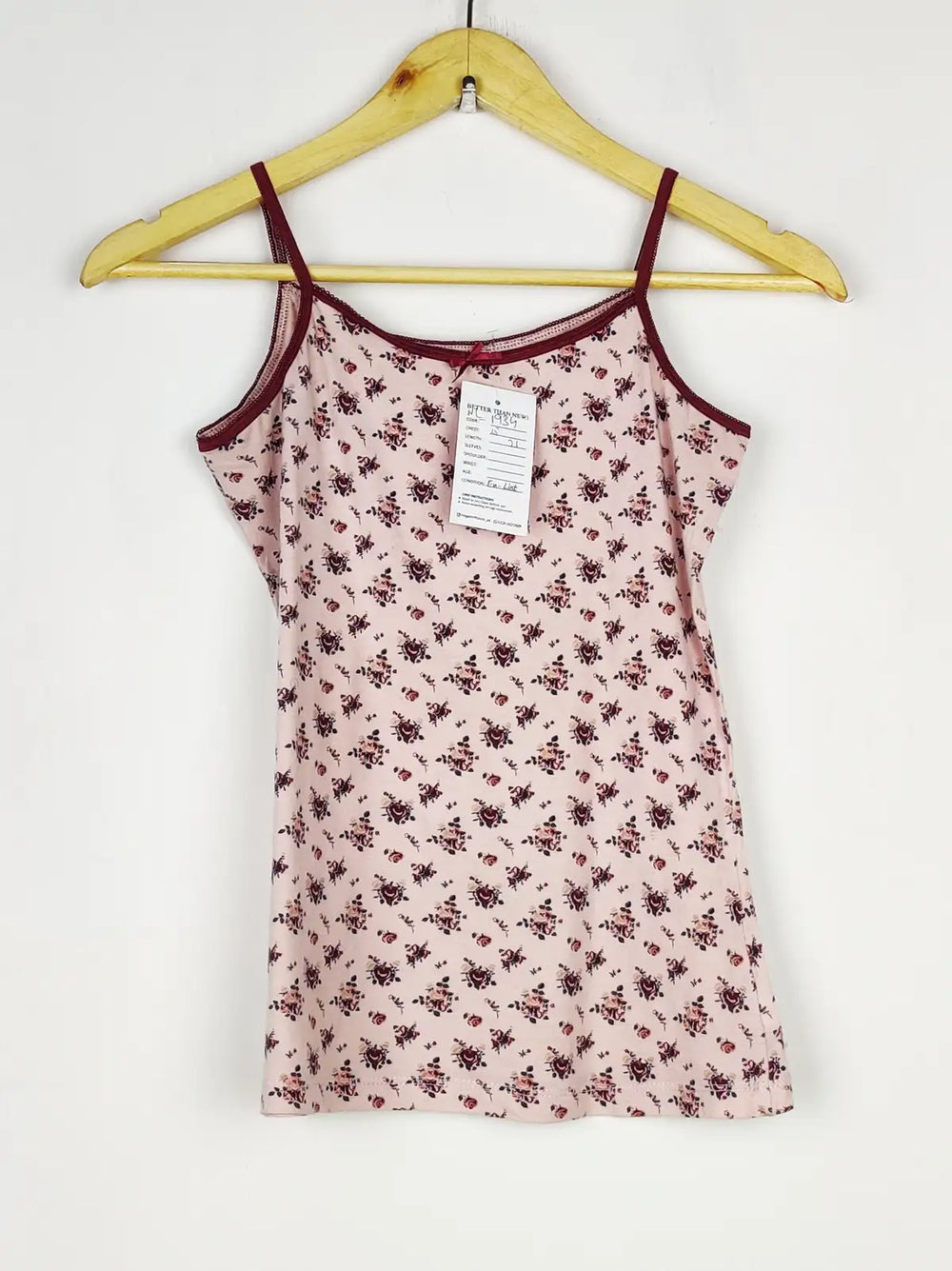 Buy online pre-used pre-loved 100% authentic & Original branded Unknown Brand (NL-1934) available in Pakistan. Top international brands avilable.