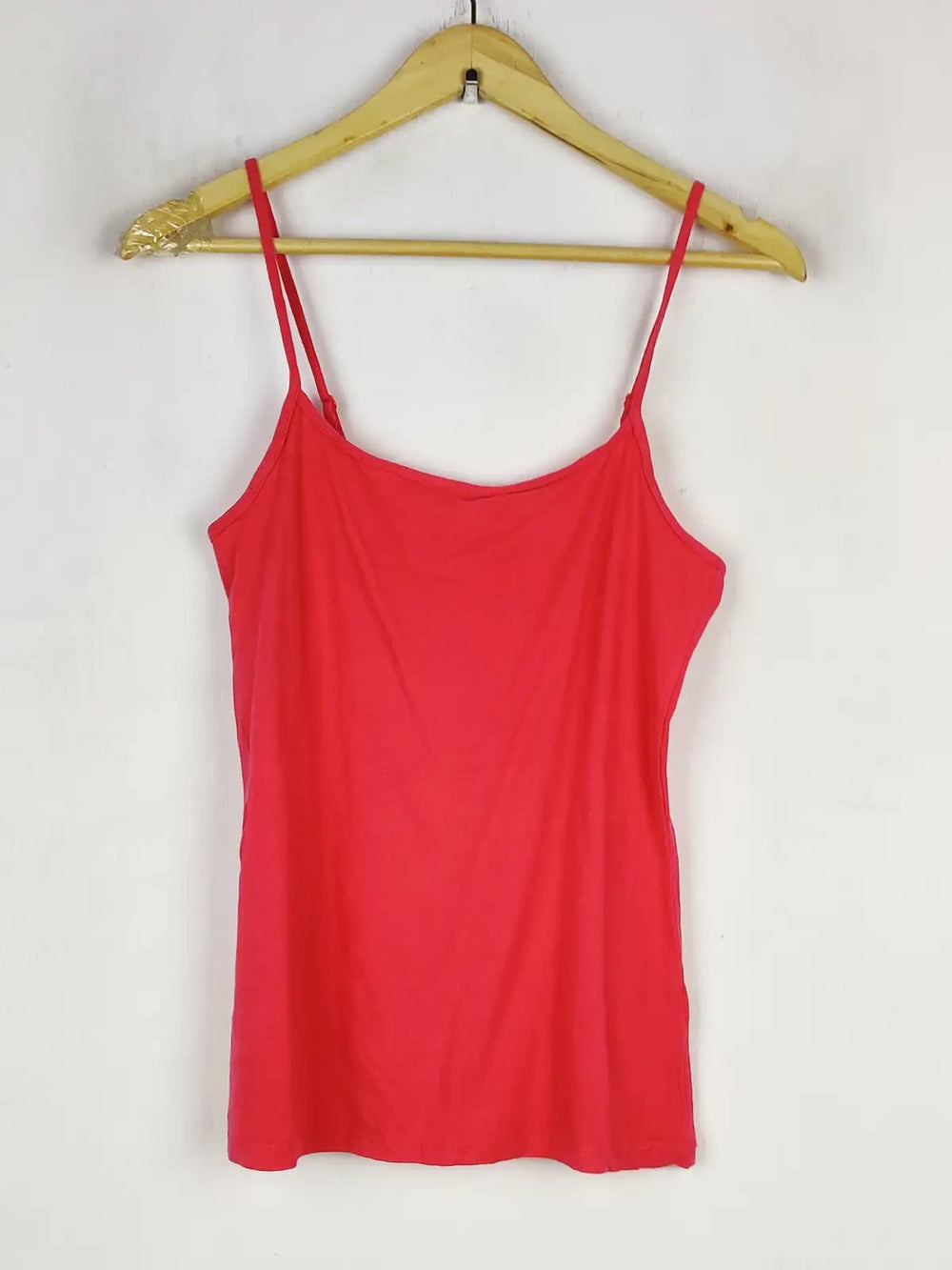 Buy online pre-used pre-loved 100% authentic & Original branded Unknown Brand (NL-2217) available in Pakistan. Top international brands avilable.