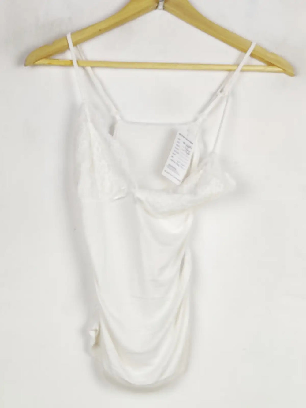 Buy online pre-used pre-loved 100% authentic & Original branded Shein (NL-2284) available in Pakistan. Top international brands avilable.